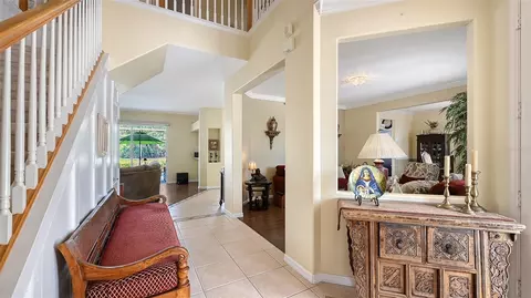 Entry Way - 907 Eagle Isle Ct, Osprey, FL 34229 photo 2 of 3