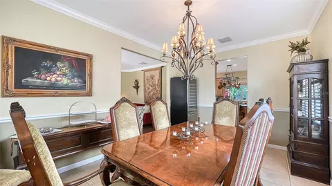 Dining - 907 Eagle Isle Ct, Osprey, FL 34229 photo 3 of 3