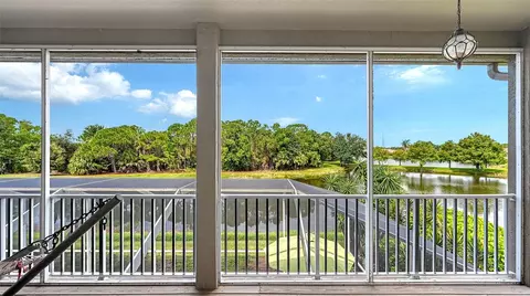 Exterior - 907 Eagle Isle Ct, Osprey, FL 34229 photo 5 of 27
