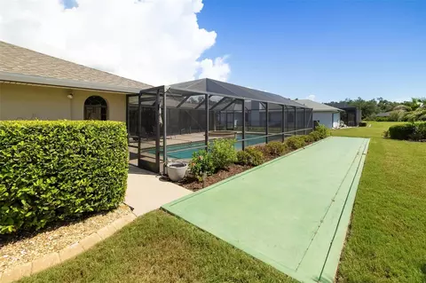 Exterior - 3205 Wilderness Blvd E, Parrish, FL 34219 photo 19 of 25