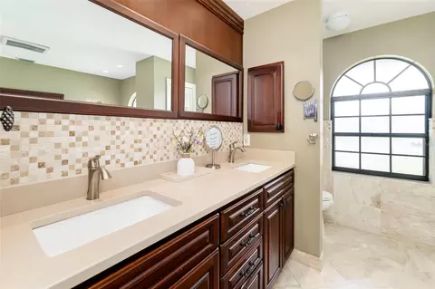 Bath - 3205 Wilderness Blvd E, Parrish, FL 34219 photo 4 of 8