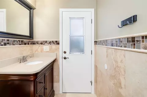 Bath - 3205 Wilderness Blvd E, Parrish, FL 34219 photo 3 of 8