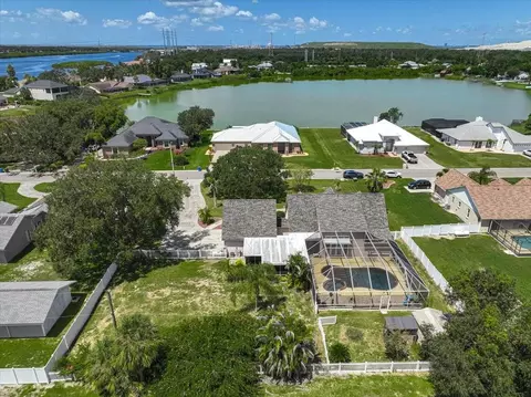 View/Area - 8814 Riverlachen Way, Riverview, FL 33578 photo 14 of 17