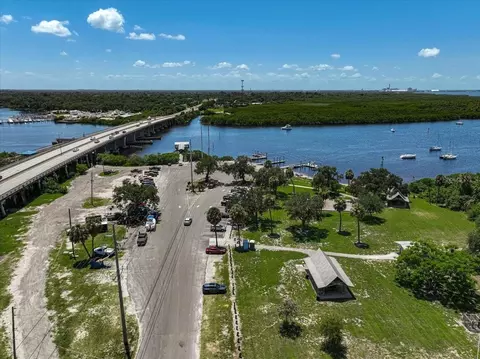 View/Area - 8814 Riverlachen Way, Riverview, FL 33578 photo 15 of 17