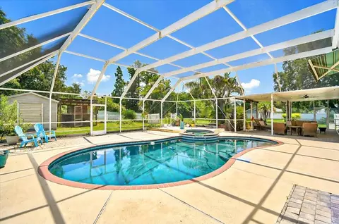 Exterior - 8814 Riverlachen Way, Riverview, FL 33578 photo 9 of 15