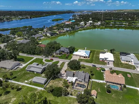 View/Area - 8814 Riverlachen Way, Riverview, FL 33578 photo 12 of 17