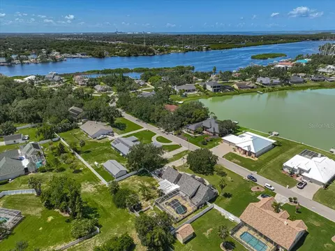 View/Area - 8814 Riverlachen Way, Riverview, FL 33578 photo 3 of 17