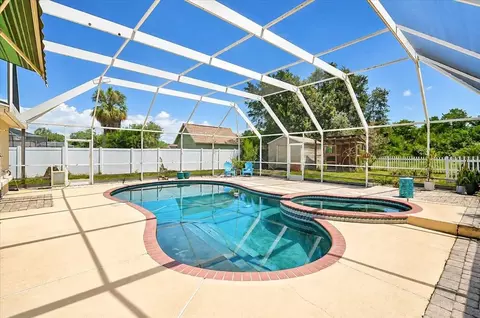 Exterior - 8814 Riverlachen Way, Riverview, FL 33578 photo 10 of 15