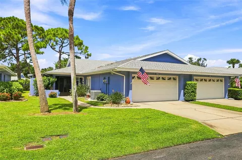 4208 Center Pointe Ln #27, Sarasota, FL 34233
