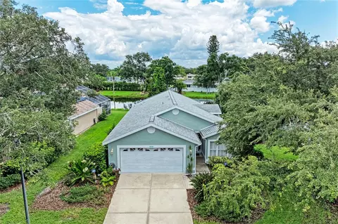 7488 Eleanor Cir, Sarasota, FL 34243
