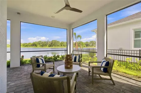 Exterior - 10037 Hammock Brook Dr, Parrish, FL 34219 photo 3 of 6