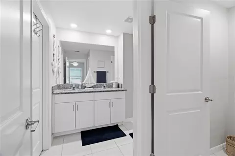 Bath - 10331 Blue Plume Ct, Riverview, FL 33578 photo 1 of 5