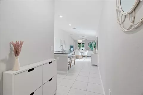Entry Way - 10331 Blue Plume Ct, Riverview, FL 33578 photo 4 of 6
