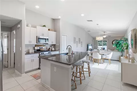 Kitchen - 10331 Blue Plume Ct, Riverview, FL 33578 photo 1 of 5