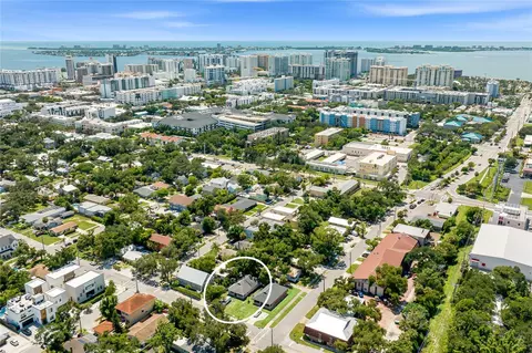 919 Goodrich Ave, Sarasota, FL 34236