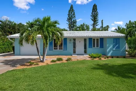 406 Bay Palms Dr, Holmes Beach, FL 34217