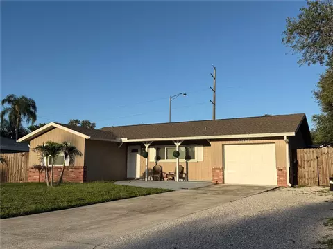 2861 Indianwood Dr, Sarasota, FL 34232