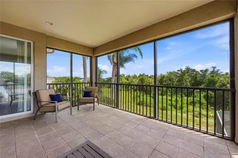 Exterior - 1568 Hickory View Cir, Parrish, FL 34219 photo 15 of 25