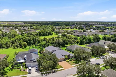 View/Area - 1568 Hickory View Cir, Parrish, FL 34219 photo 4 of 13