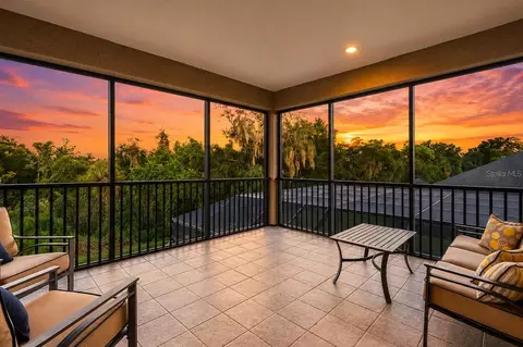 Exterior - 1568 Hickory View Cir, Parrish, FL 34219 photo 3 of 25