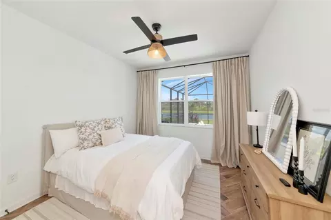 Bedroom - 8736 Windlass Cv, Parrish, FL 34219 photo 6 of 7