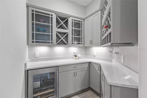 Kitchen - 5855 Silverside Pine Ct, Bradenton, FL 34211 photo 1 of 5