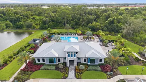View/Area - 5855 Silverside Pine Ct, Bradenton, FL 34211 photo 6 of 7