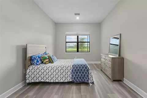 Bedroom - 5855 Silverside Pine Ct, Bradenton, FL 34211 photo 1 of 7