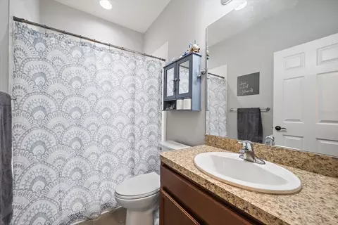 Bath - 11220 77th St E, Parrish, FL 34219 photo 4 of 4