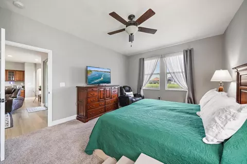 Bedroom - 11220 77th St E, Parrish, FL 34219 photo 6 of 9