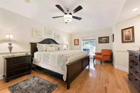 Bedroom - 586 Oak Bay Dr, Osprey, FL 34229 photo 1 of 3