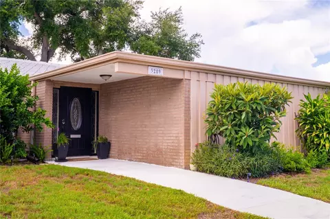 3289 Fairhaven Ln #112, Sarasota, FL 34239