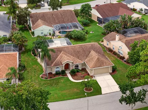 View/Area - 5924 Java Plum Ln, Bradenton, FL 34203 photo 2 of 10