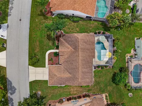 View/Area - 5924 Java Plum Ln, Bradenton, FL 34203 photo 3 of 10