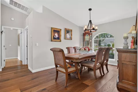 Dining - 5924 Java Plum Ln, Bradenton, FL 34203 photo 1 of 4