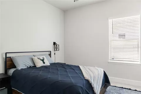 Bedroom - 6112 115th Ave E, Parrish, FL 34219 photo 2 of 4