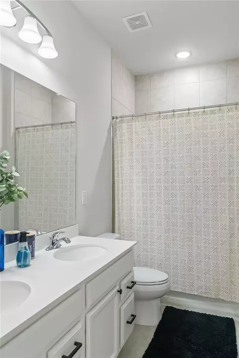 Bath - 6112 115th Ave E, Parrish, FL 34219 photo 6 of 6