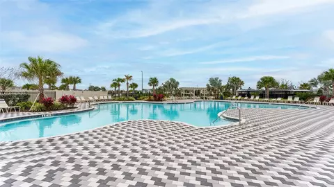 Exterior - 10402 Charlotte Dr, Parrish, FL 34219 photo 15 of 15