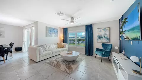 Living - 10402 Charlotte Dr, Parrish, FL 34219 photo 3 of 3