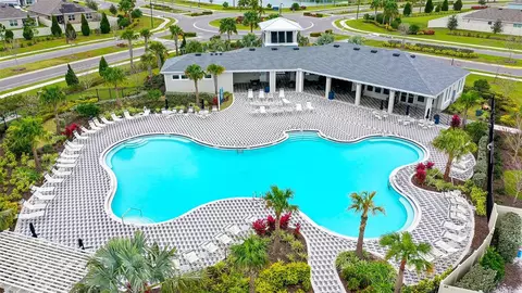 Exterior - 10402 Charlotte Dr, Parrish, FL 34219 photo 11 of 15