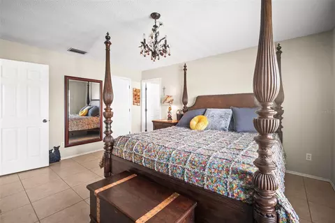 Bedroom - 4194 Banbury Cir, Parrish, FL 34219 photo 3 of 5