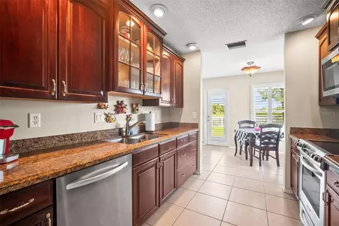 Kitchen - 4194 Banbury Cir, Parrish, FL 34219 photo 1 of 4