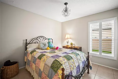 Bedroom - 4194 Banbury Cir, Parrish, FL 34219 photo 4 of 5