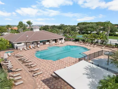 Exterior - 8717 Monterey Bay Loop, Bradenton, FL 34212 photo 4 of 5