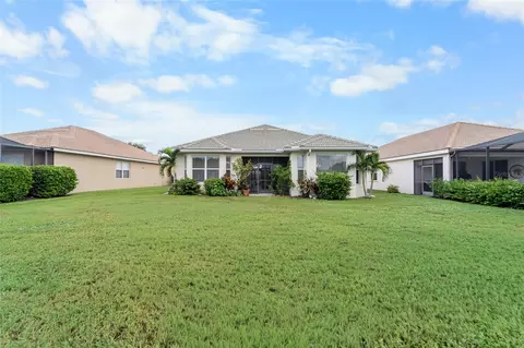 Exterior - 8717 Monterey Bay Loop, Bradenton, FL 34212 photo 3 of 5