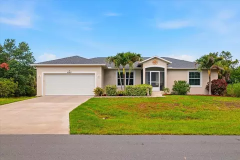 6143 Sturgis St, Englewood, FL 34224