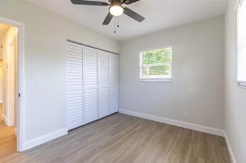 Bedroom - 4203 36th St W, Bradenton, FL 34205 photo 4 of 5
