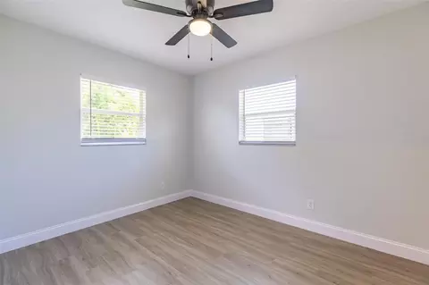 Bedroom - 4203 36th St W, Bradenton, FL 34205 photo 5 of 5