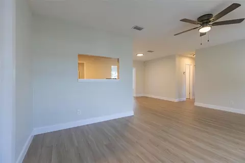 Living - 4203 36th St W, Bradenton, FL 34205 photo 2 of 7