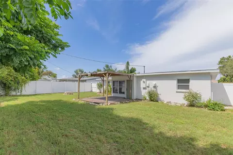 Exterior - 4203 36th St W, Bradenton, FL 34205 photo 7 of 10